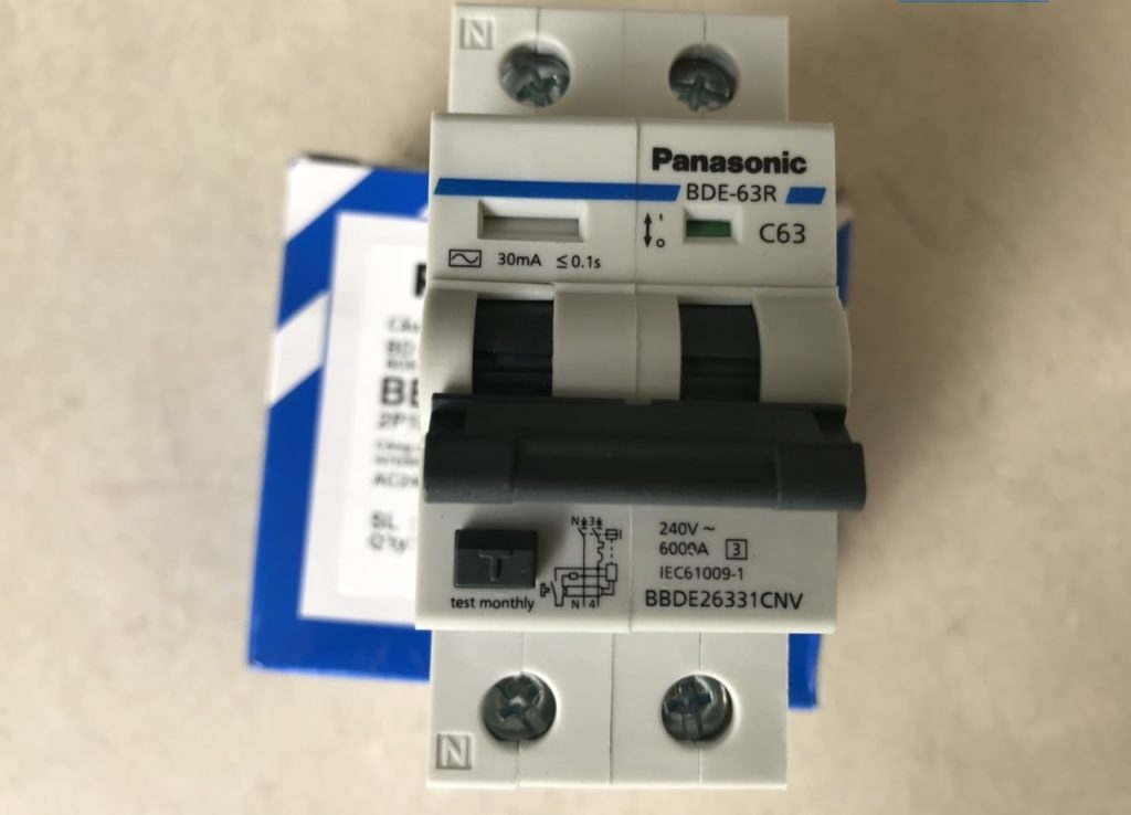 Thiết bị chống điện giật Panasonic