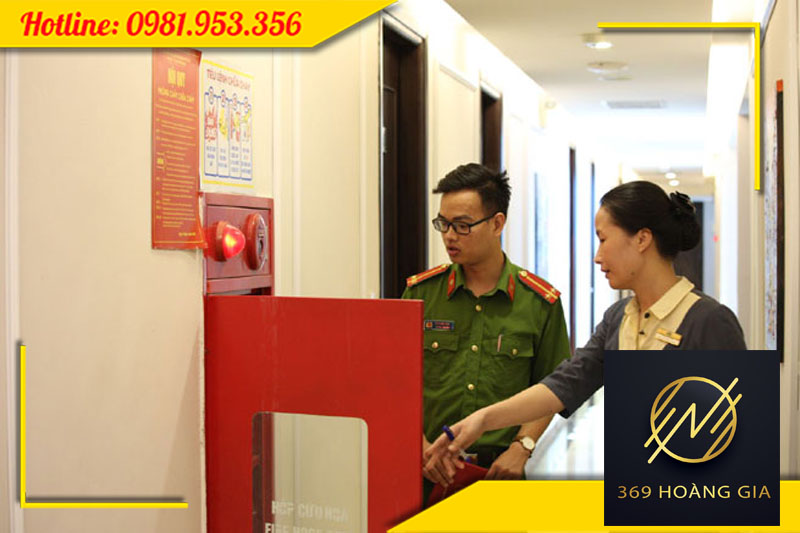 Tủ đựng thiết bị chữa cháy