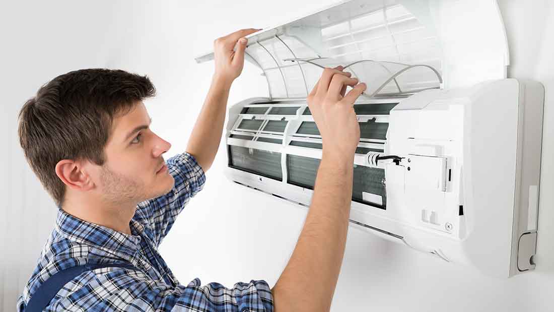 điều hòa daikin nháy đèn xanh