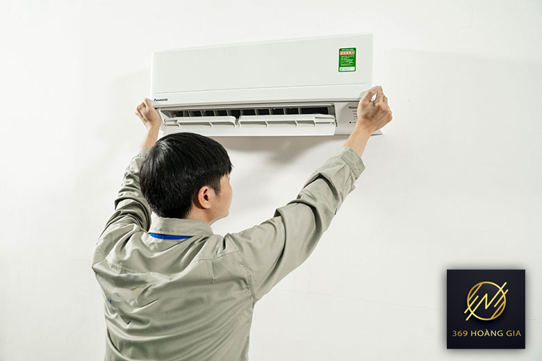 điều hòa bị đóng tuyết 1