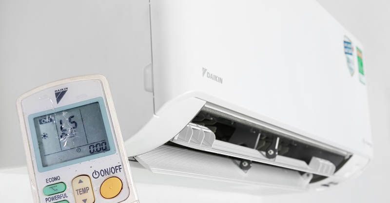 điều hòa daikin không vào điện