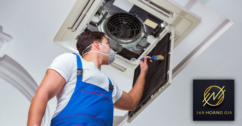 vệ sinh điều hòa âm trần 1
