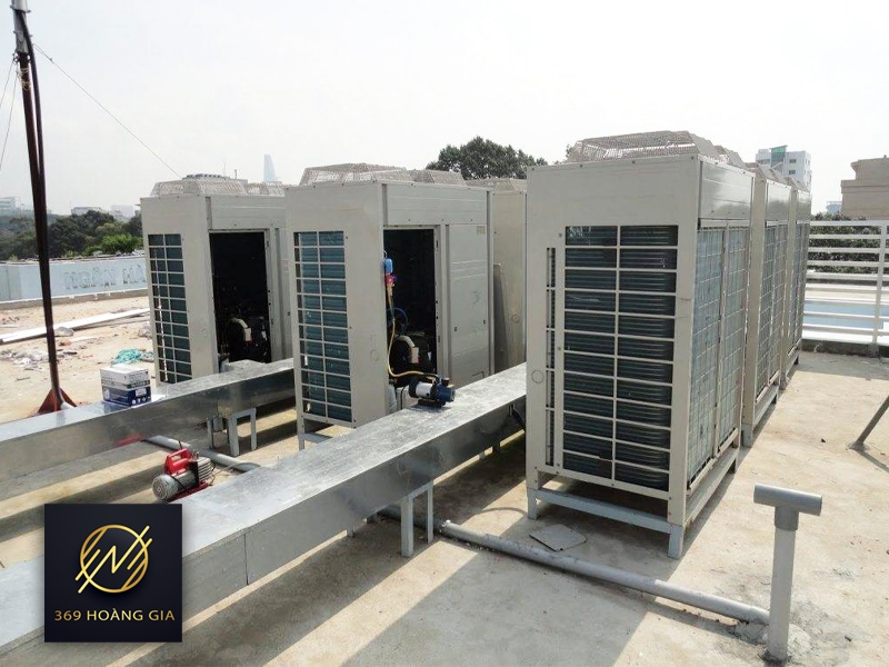 vệ sinh điều hòa trung tâm vrv 2