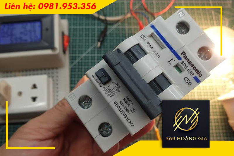 kinh nghiệm chọn aptomat chống giật